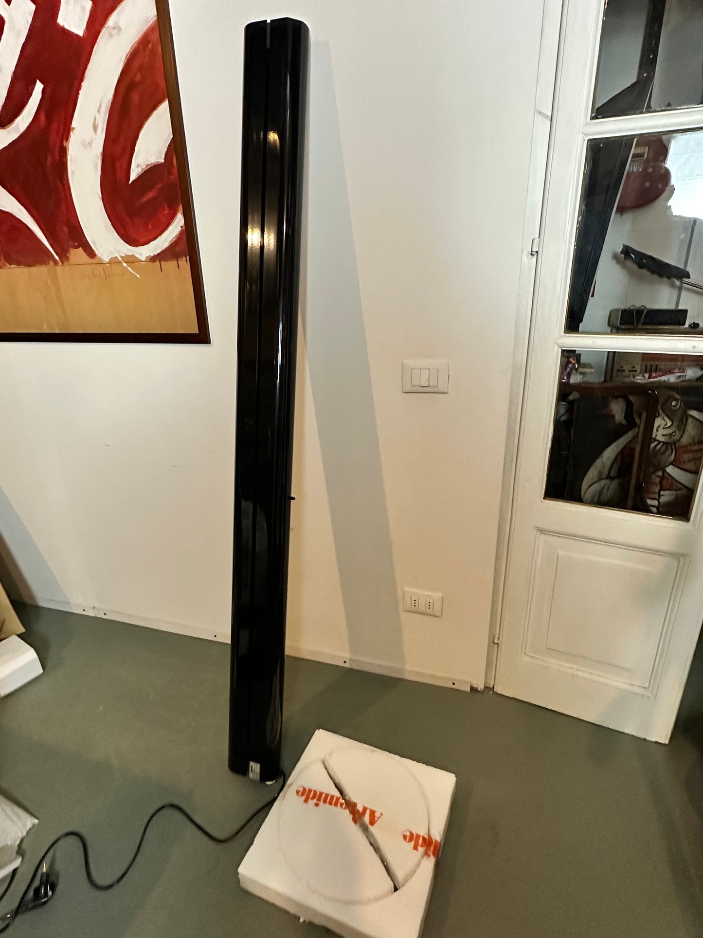 LAMPADA DA TERRA MEGARON ARTEMIDE