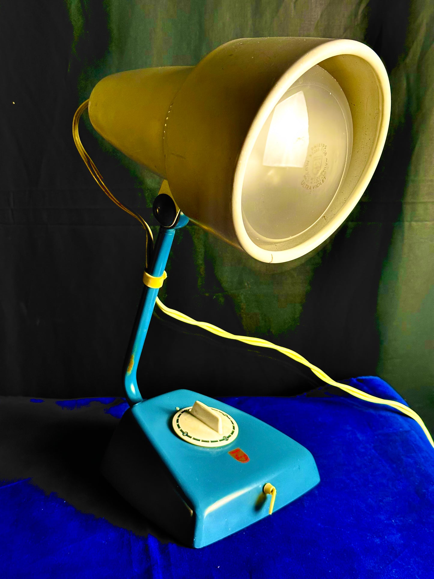 LAMPADA UV "CHARLOTTE PERRIAND"