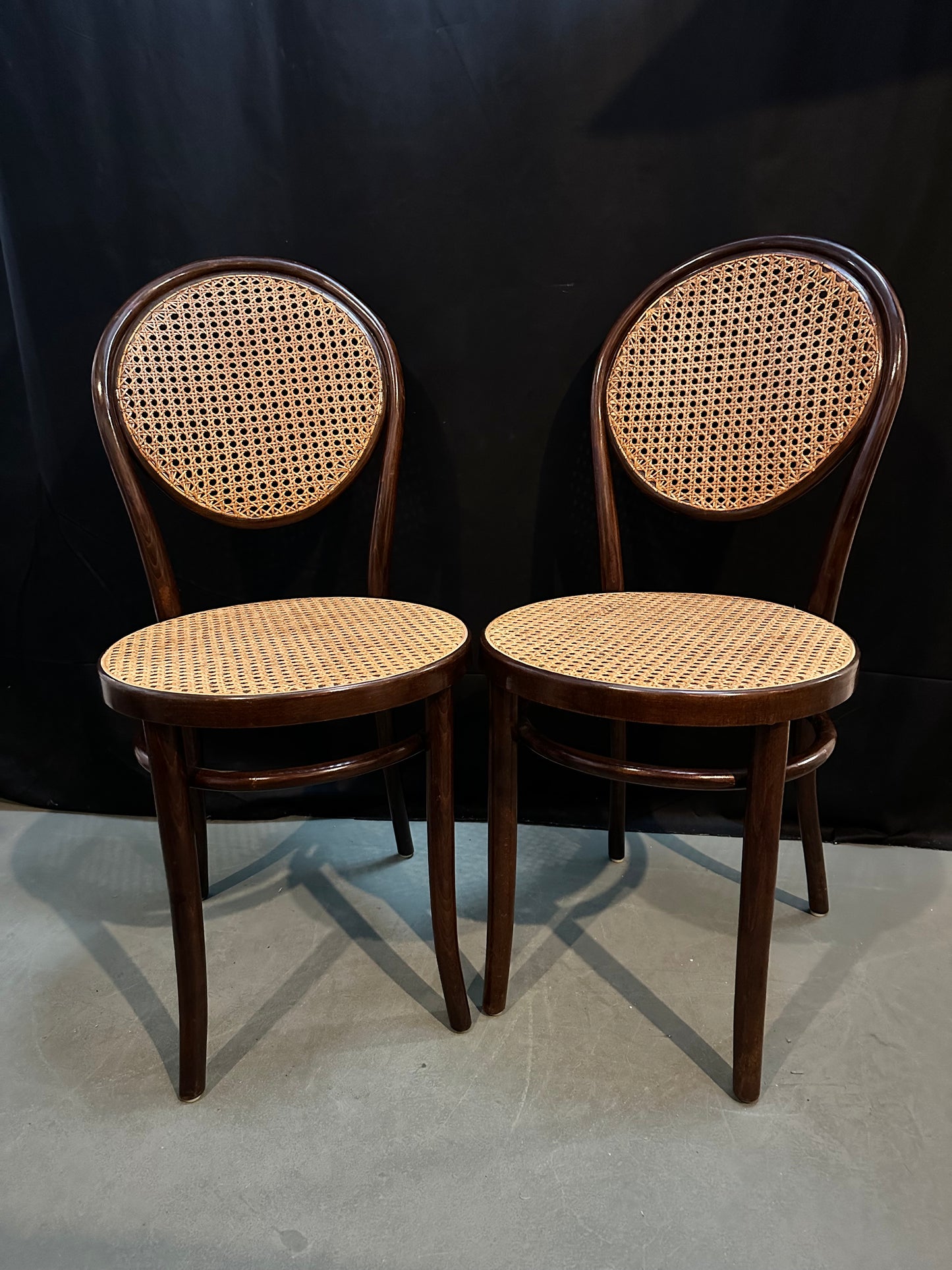 COPPIA SEDIE STILE "THONET"